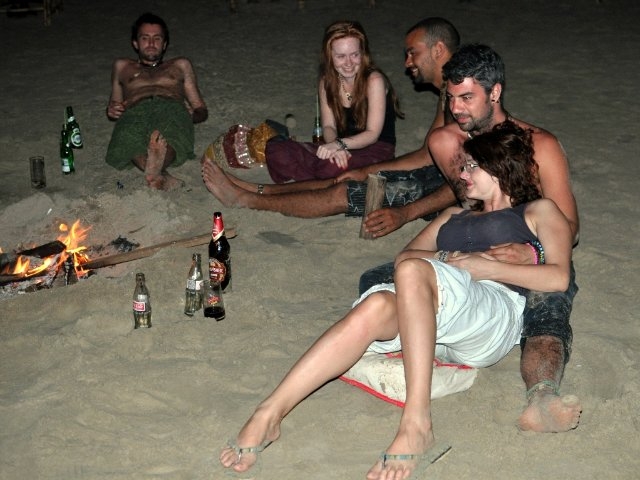 Секс На Пляже Пьяные Девки
