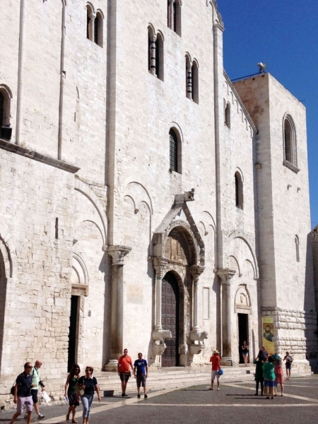 Путешествие в Апулию: Бари, Кастель Дель Монте, Монте Сант'Анжело. (Практические советы).