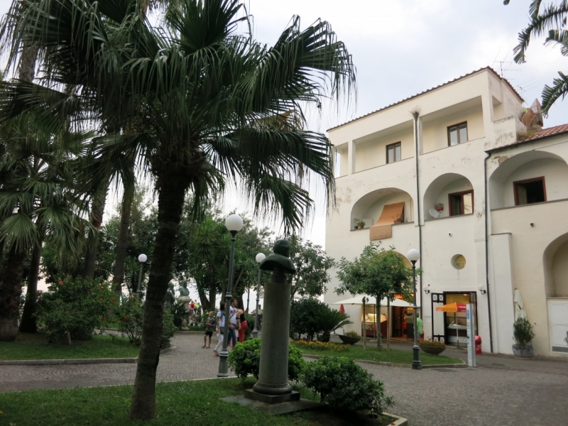 в Сорренто...