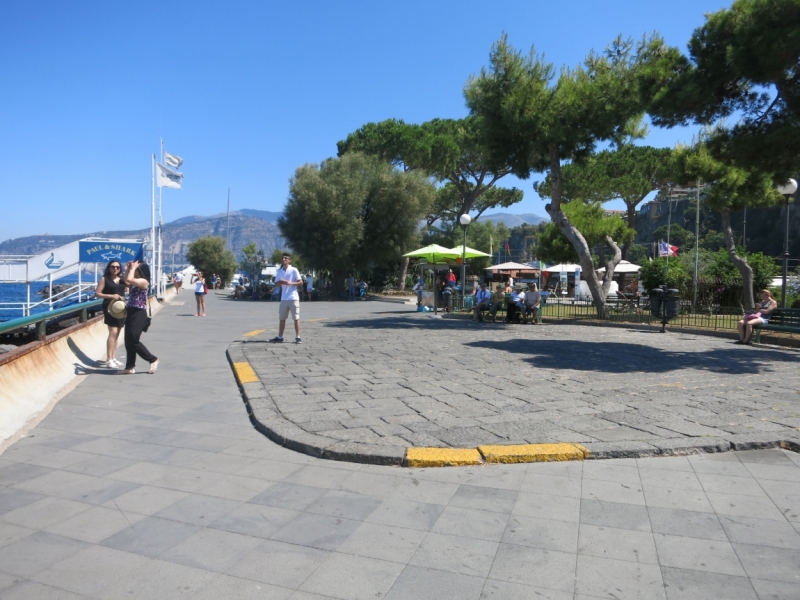 в Сорренто...