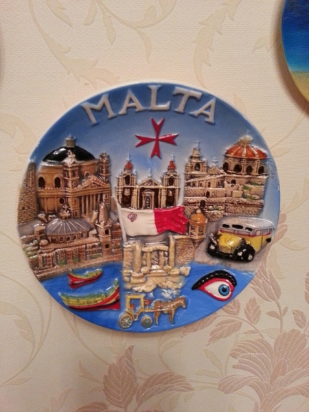 Кто коллекционирует сувенирные тарелочки?