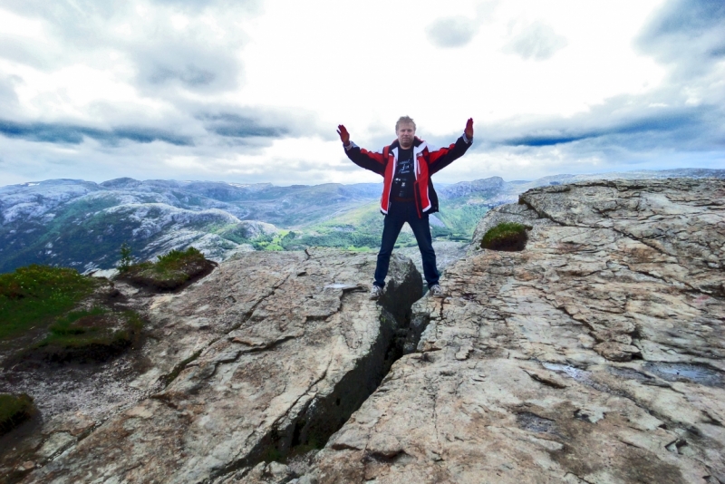 Автопробегом из Воронежа по СТРАНЕ ТРОЛЛЕЙ (через Москву,Новгород, Хельсинки, Стокгольм)