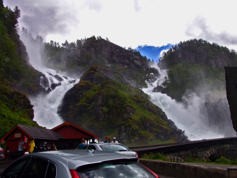 Автопробегом из Воронежа по СТРАНЕ ТРОЛЛЕЙ (через Москву,Новгород, Хельсинки, Стокгольм)