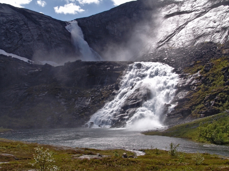Автопробегом из Воронежа по СТРАНЕ ТРОЛЛЕЙ (через Москву,Новгород, Хельсинки, Стокгольм)