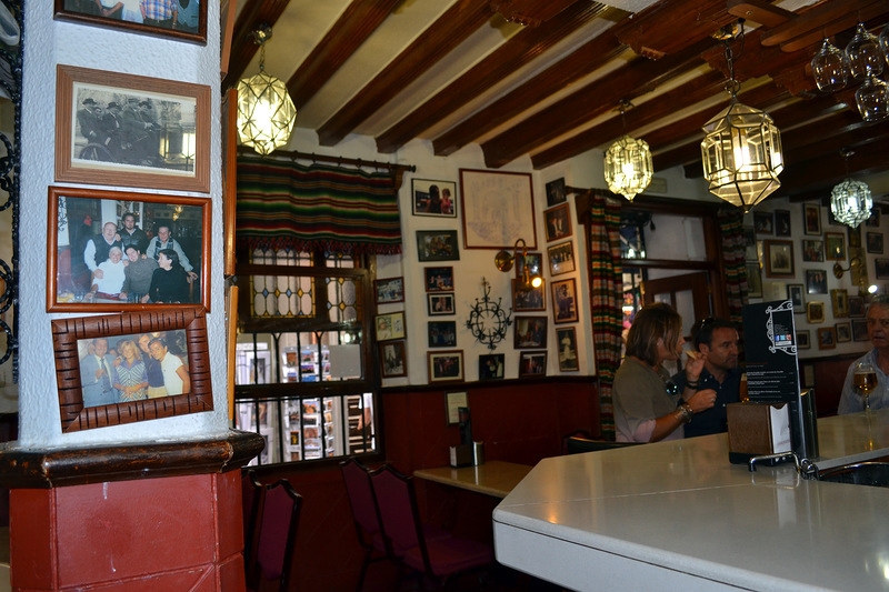 Гастрономический туризм: (тапас в Гранаде) Гастрономический туризм: (тапас в Гранаде)