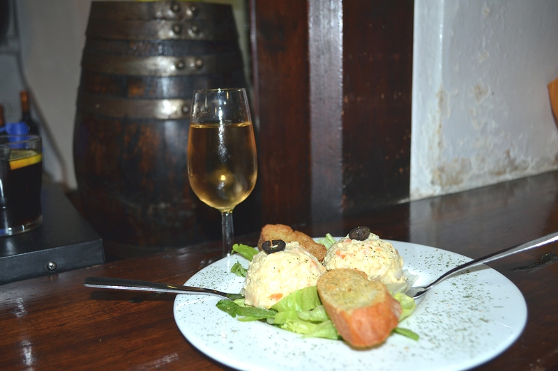 Гастрономический туризм: (тапас в Гранаде) Гастрономический туризм: (тапас в Гранаде)