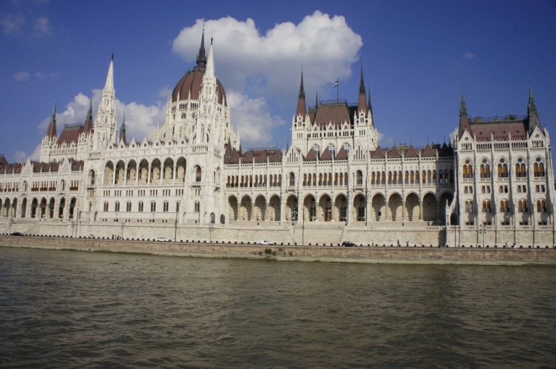 Дальнобойщики. 17 стран. 32 города. 28 дней.