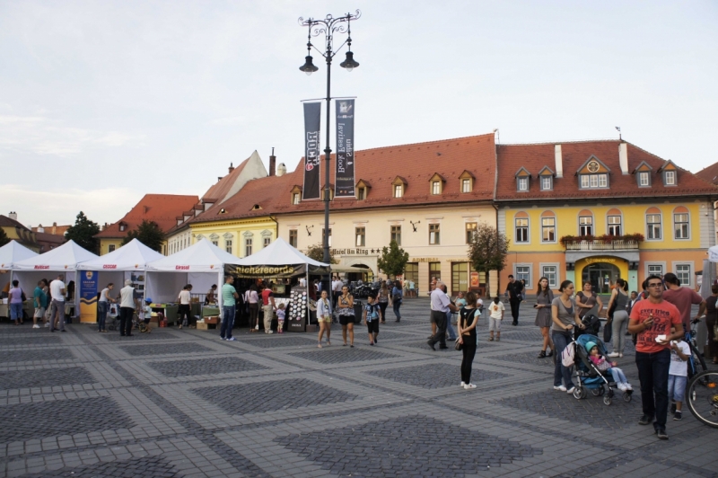 Дальнобойщики. 17 стран. 32 города. 28 дней.