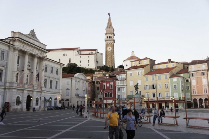 Дальнобойщики. 17 стран. 32 города. 28 дней.