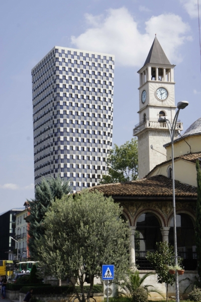 Дальнобойщики. 17 стран. 32 города. 28 дней.