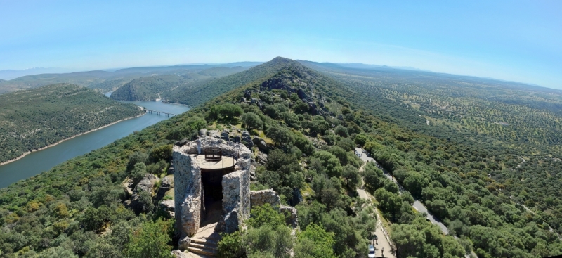 Extremadura проездом (Мадрид -Лиссабон, весна 2014)