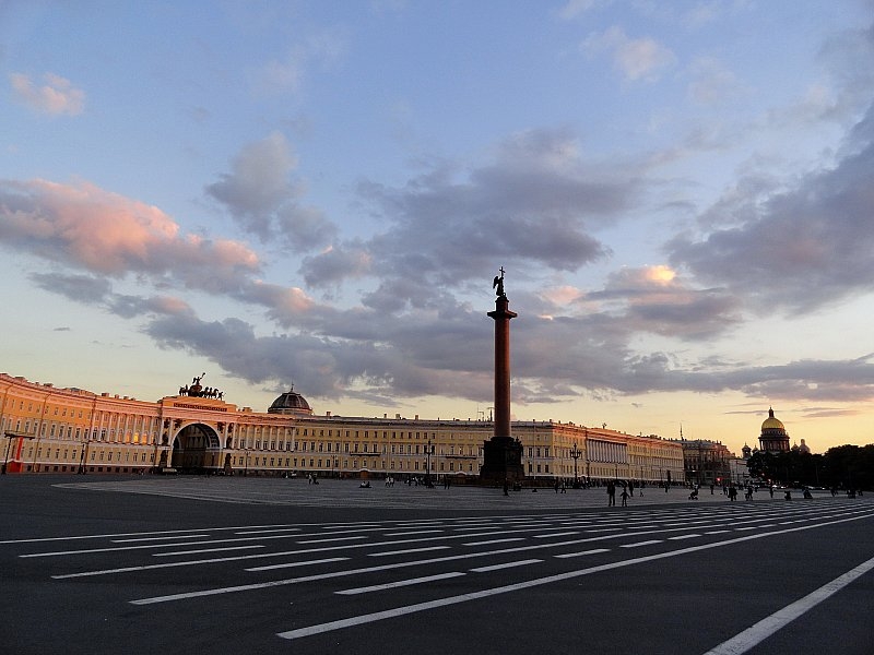 13 ночей в Петербурге.