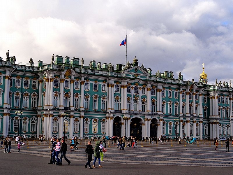 13 ночей в Петербурге.