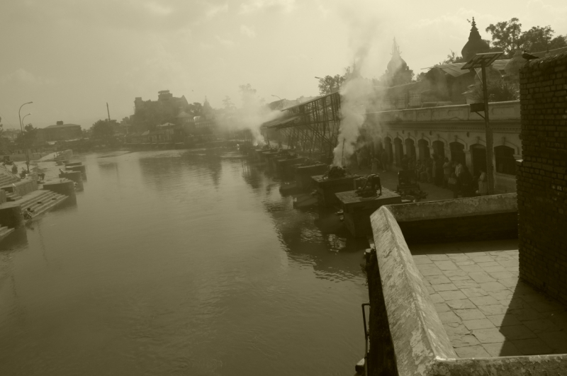 Непал - Дели октябрь 2014 черный фото отчет. Цечу. Красочный Бутан.