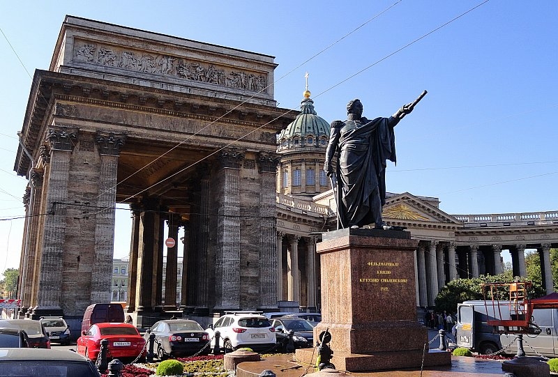 13 ночей в Петербурге.