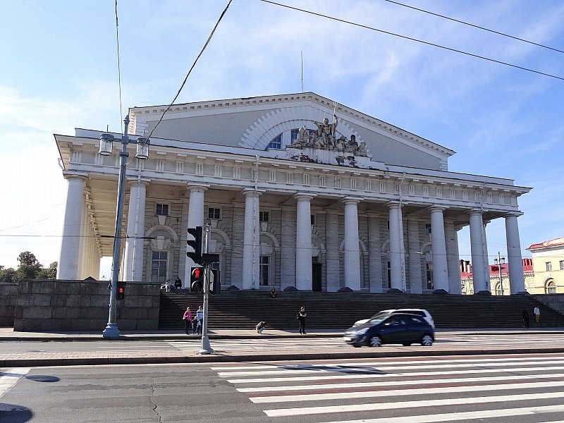 13 ночей в Петербурге.