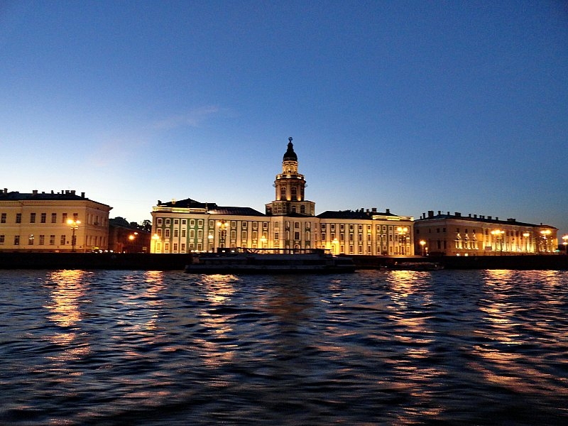 13 ночей в Петербурге.