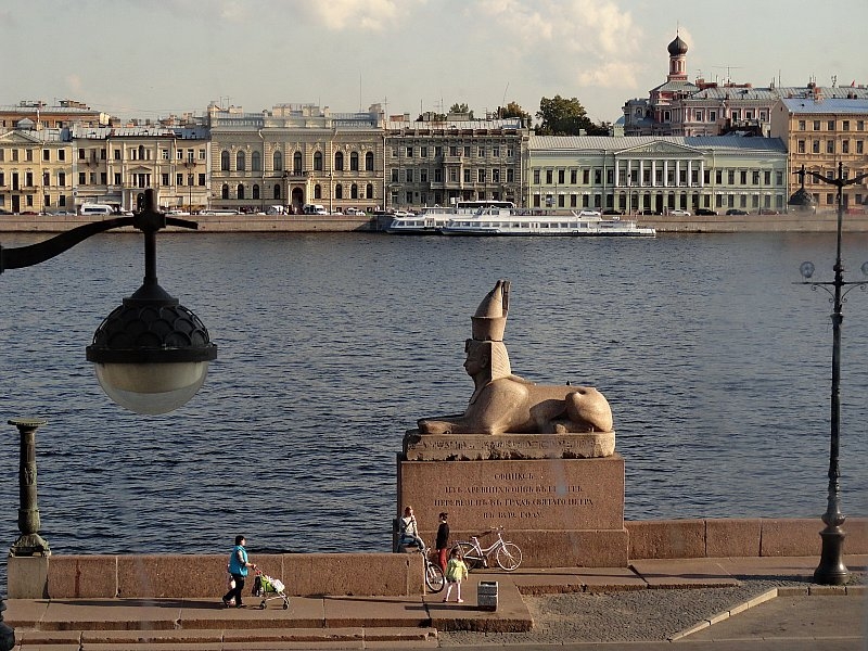 13 ночей в Петербурге.