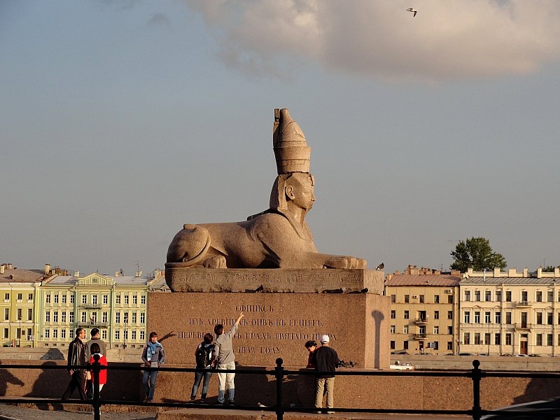 13 ночей в Петербурге.