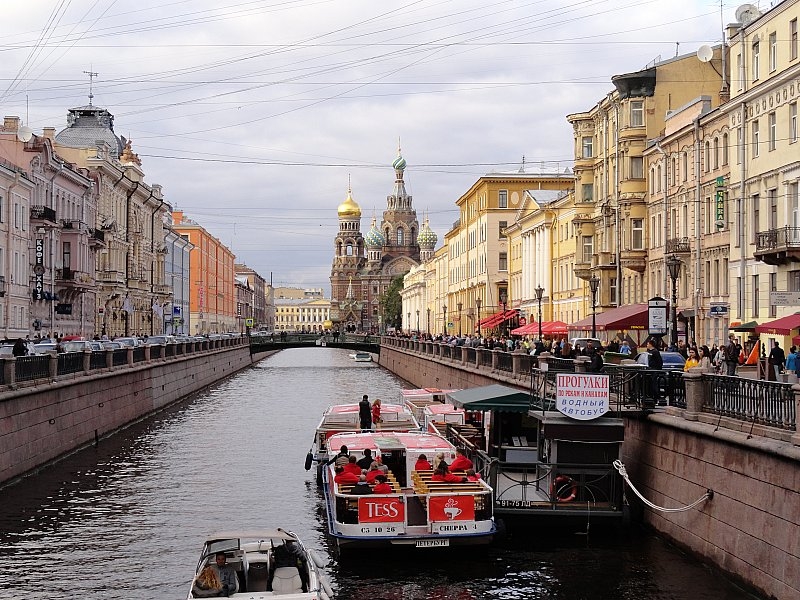 13 ночей в Петербурге.