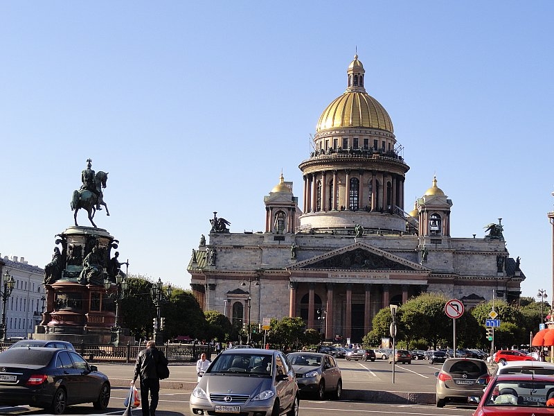 13 ночей в Петербурге.