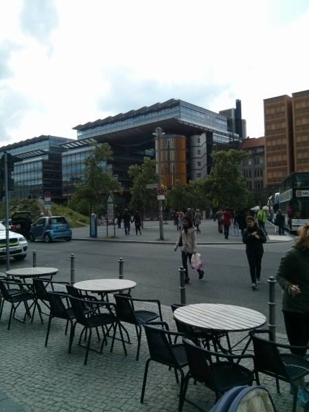 Берлин, откуда ты такой?!