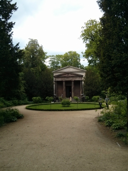 Берлин, откуда ты такой?!