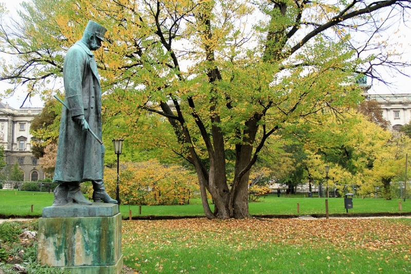 Австрия с востока на запад и обратно, с дождем и термами в октябре 2014