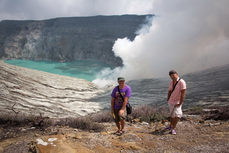 Папуа (племена короваев + Raja Ampat), на авто восточная и центральная Ява (фото).