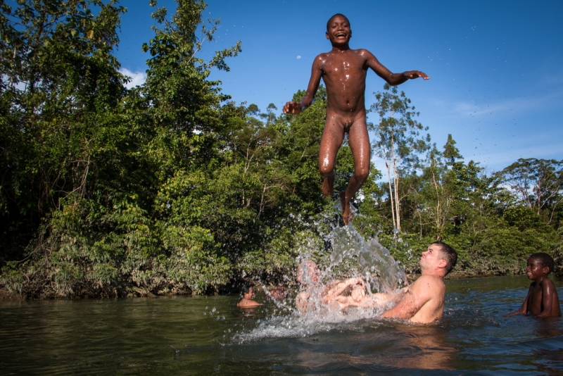 Папуа (племена короваев + Raja Ampat), на авто восточная и центральная Ява (фото).