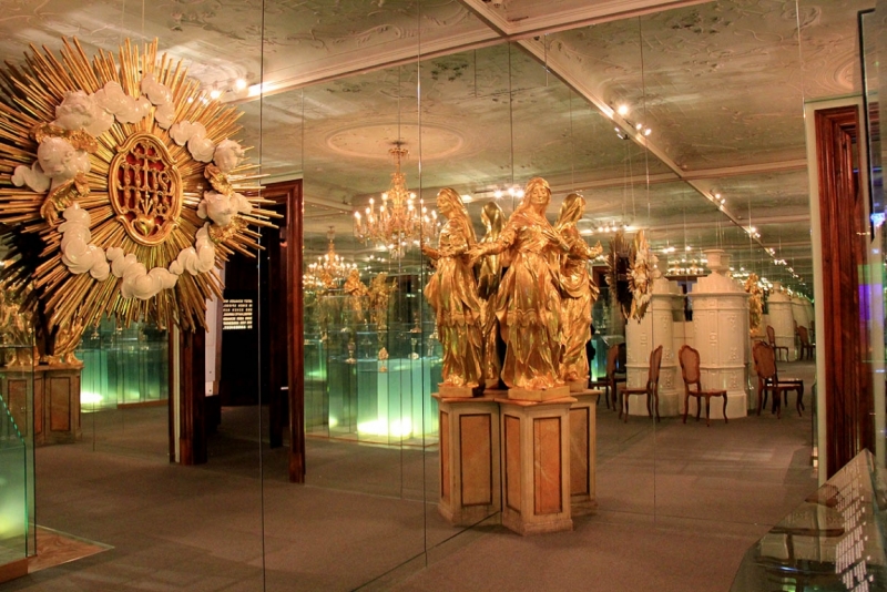 Австрия с востока на запад и обратно, с дождем и термами в октябре 2014