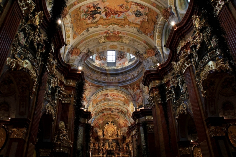 Австрия с востока на запад и обратно, с дождем и термами в октябре 2014