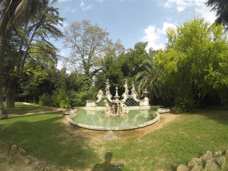 Италия и немного Сербии в октябре 2014.