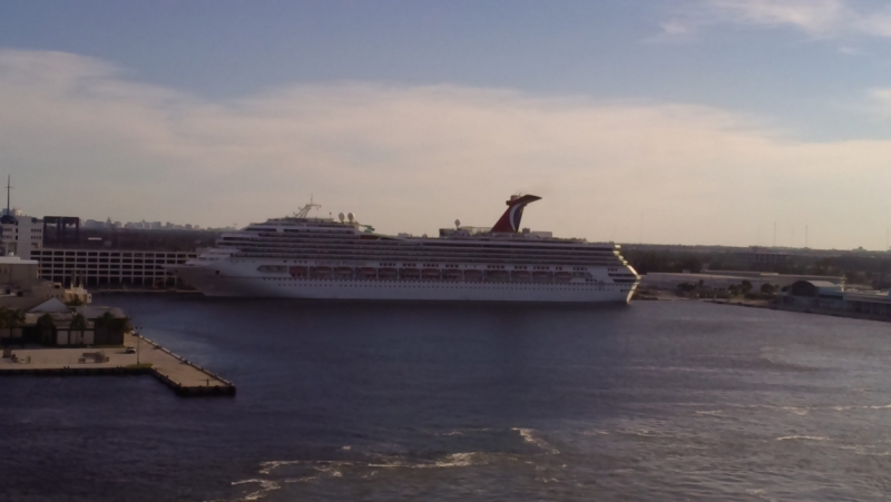 Город грехов и дитя любви: 20 дней в Америке и круиз на Allure of the Seas