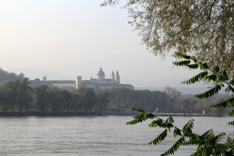 Австрия с востока на запад и обратно, с дождем и термами в октябре 2014