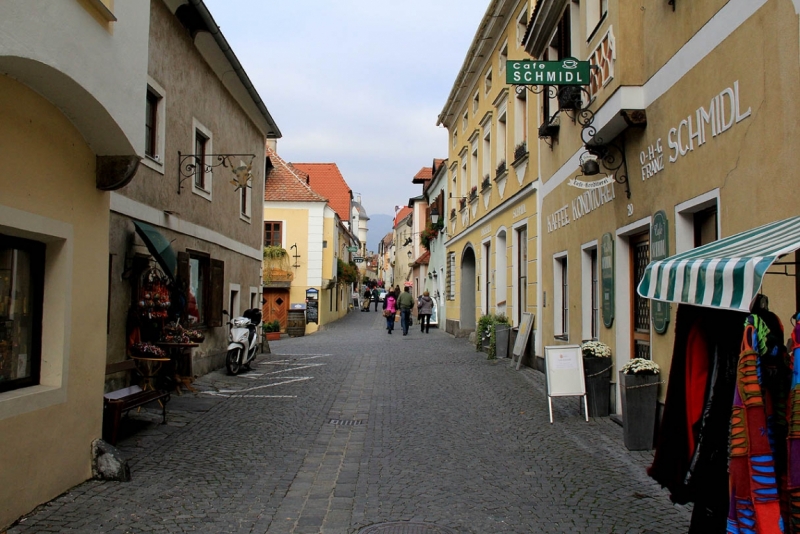 Австрия с востока на запад и обратно, с дождем и термами в октябре 2014