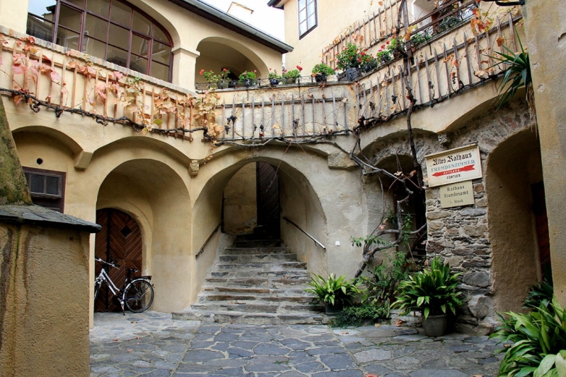 Австрия с востока на запад и обратно, с дождем и термами в октябре 2014