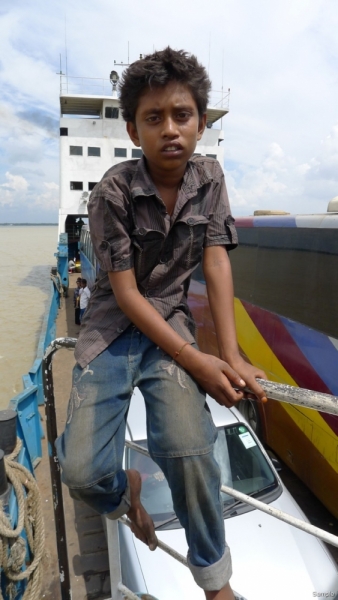 Клеенка из Бангладеш или кристально чистый Бангладеш (Сентябрь 2014 года)