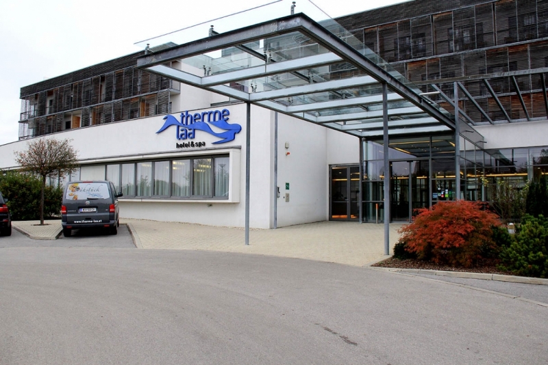 Австрия с востока на запад и обратно, с дождем и термами в октябре 2014