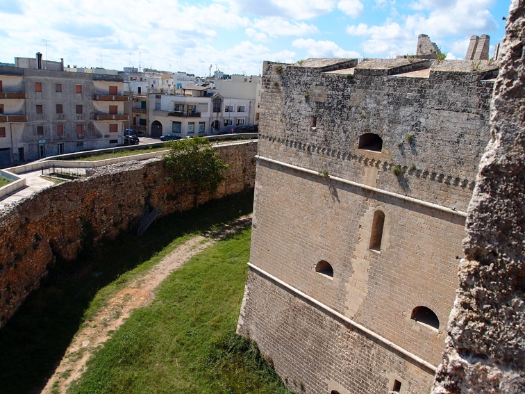 Итальянские эксперименты и неожиданности (Апулия (Puglia)в т.ч.Саленто, Матера, сент 2014)