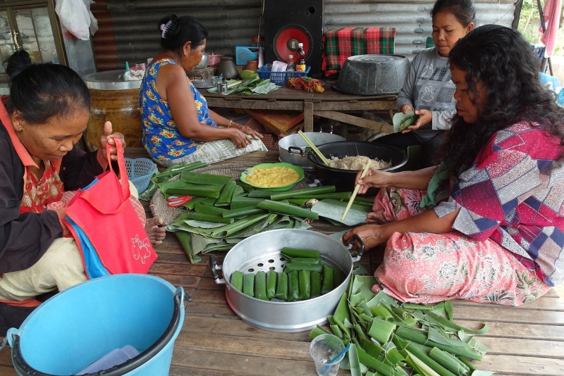 Немного о тайской деревне фото+видео  (Провинция Бурирам, район Пракхон Чай)