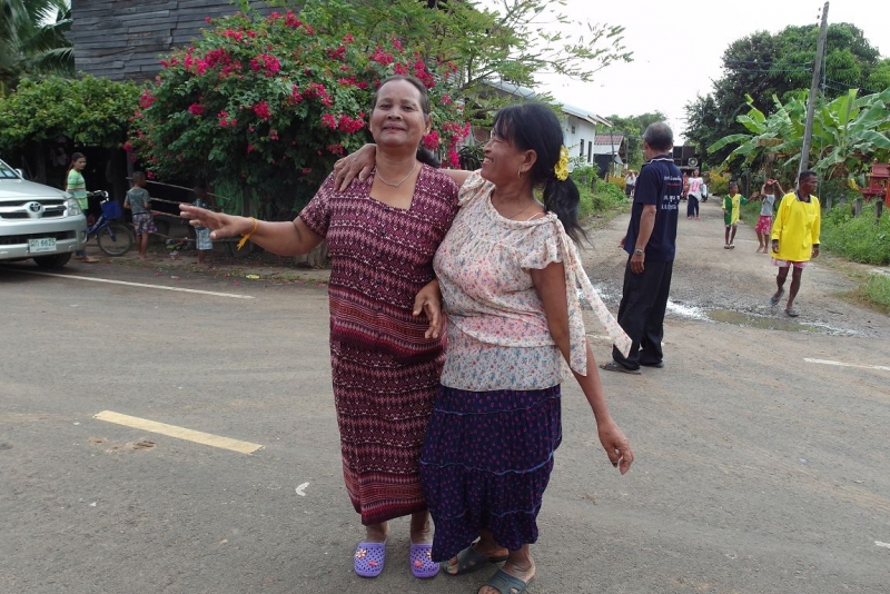 Немного о тайской деревне фото+видео  (Провинция Бурирам, район Пракхон Чай)