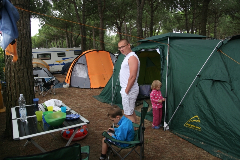 На машине с тремя детьми в кемпингах. Италия, Австрия, Чехия