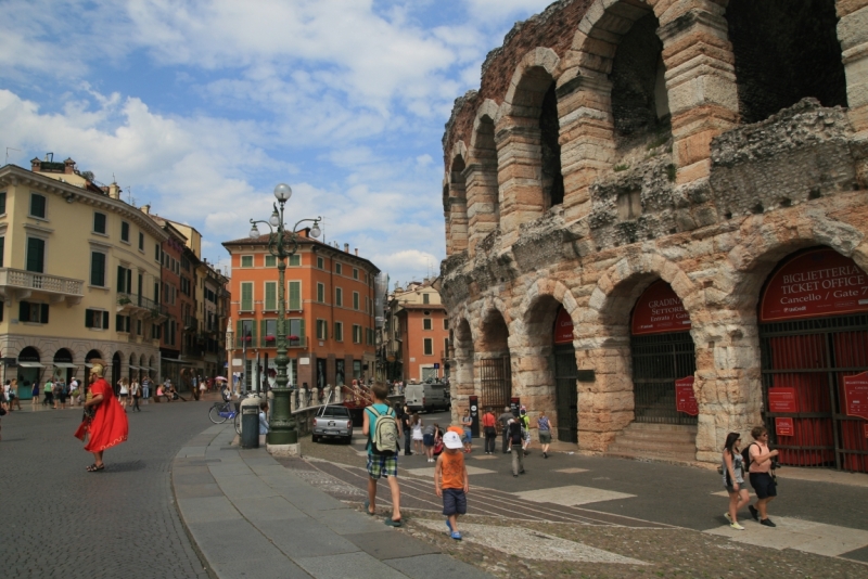 На машине с тремя детьми в кемпингах. Италия, Австрия, Чехия