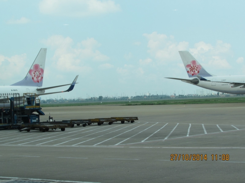 Небо, самолёт, стюардесса. Фото из путешествий - 2