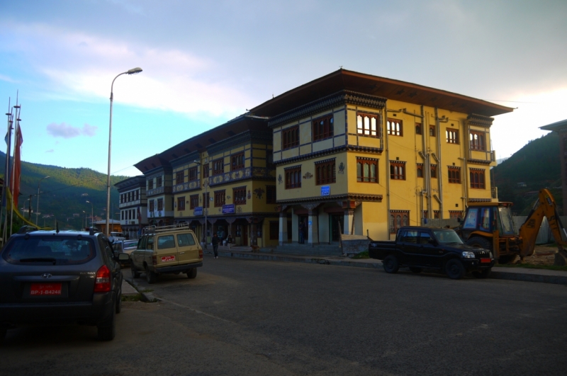 Непал - Дели октябрь 2014 черный фото отчет. Цечу. Красочный Бутан.