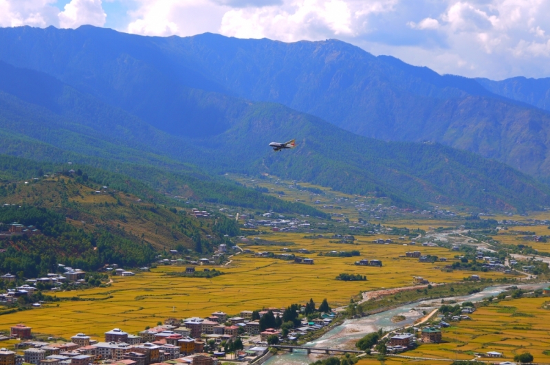 Непал - Дели октябрь 2014 черный фото отчет. Цечу. Красочный Бутан.