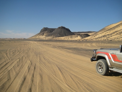 Белая Пустыня:  Каир-Бахария 1-4.12.2010