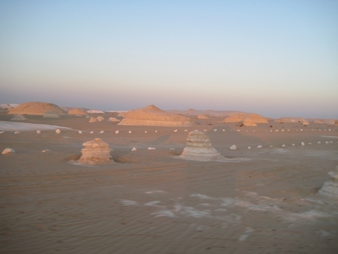 Белая Пустыня:  Каир-Бахария 1-4.12.2010