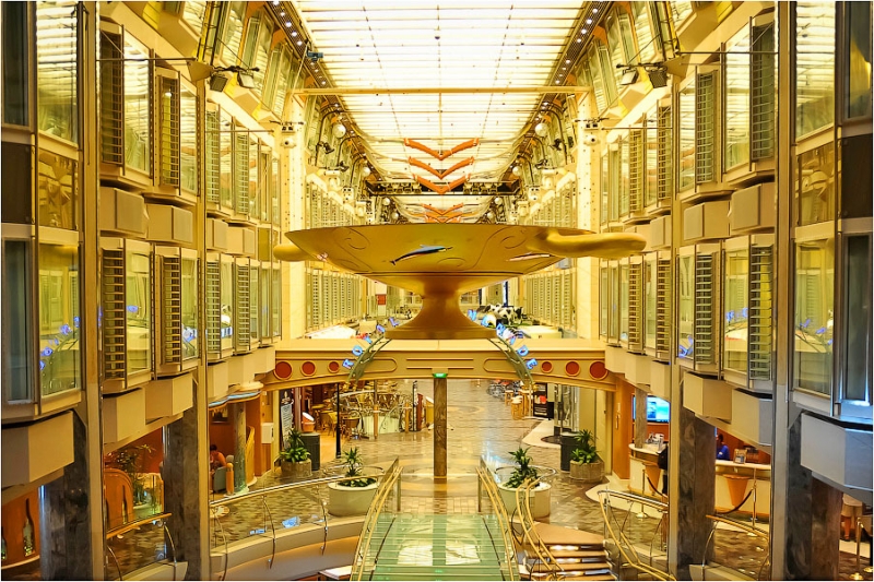 Осень в Праге и трансатлантический круиз на Independence of the Seas